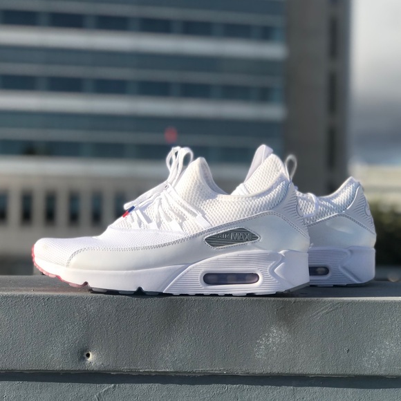 Nike Other - Nike Air Max 90 EZ